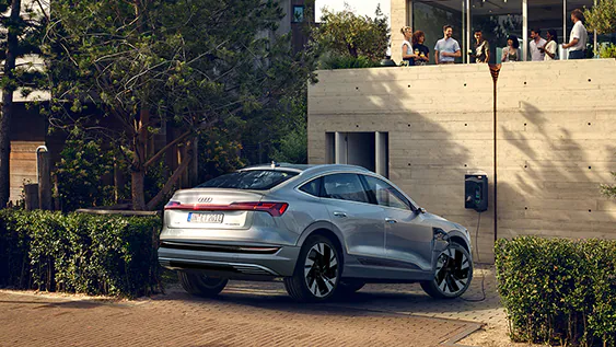 미션5_Audi e-tron Sportback_563x317.jpg